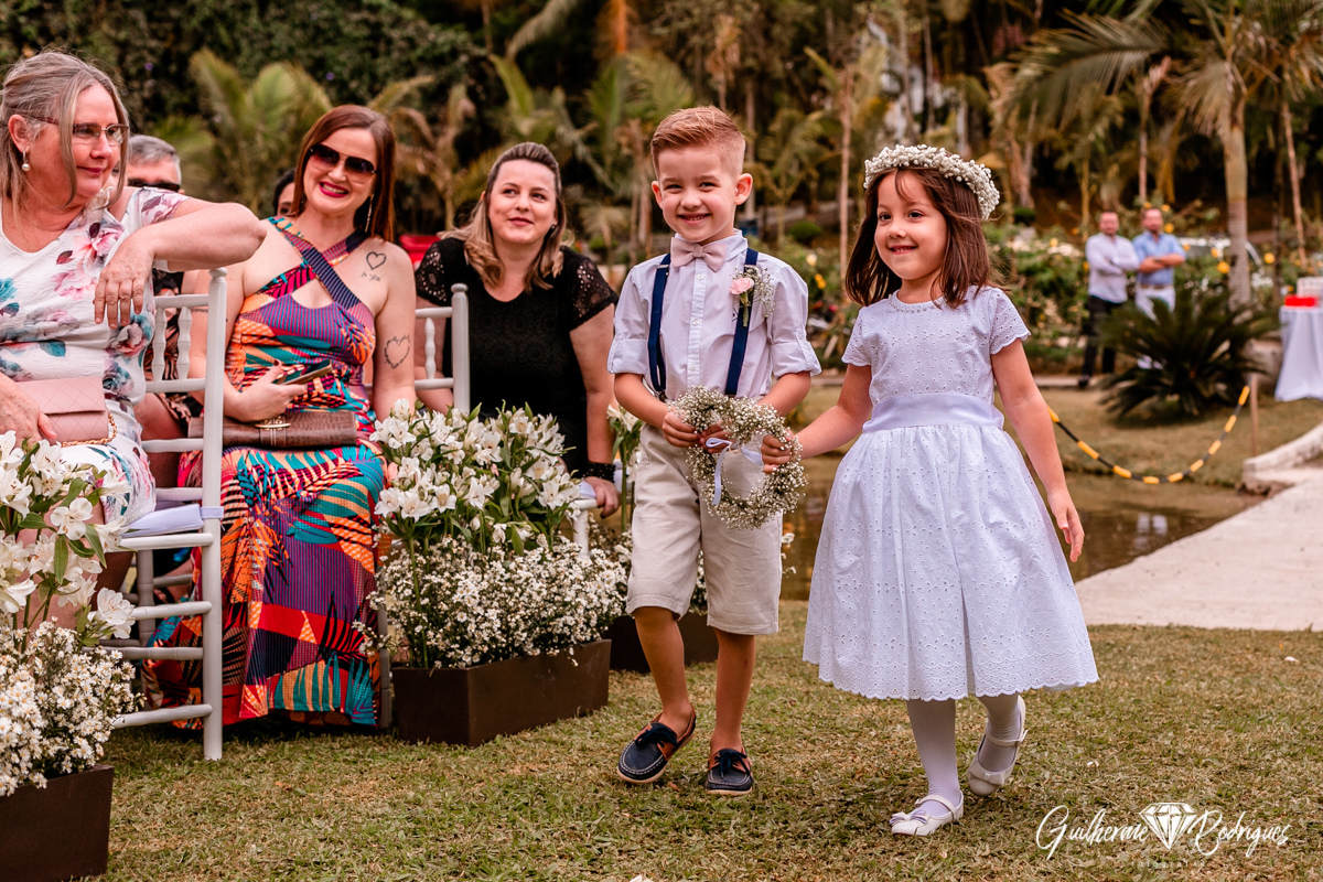Fotos de casamento Kartódromo Internacional de Joinville, Casamento na Ilha Kartódromo Joinville, Casamento ao ar livre em Joinville, Casamento de dia em Joinville, Fotógrafo Joinville, Local para festa de casamento em Joinville, Guilherme Rodrigues