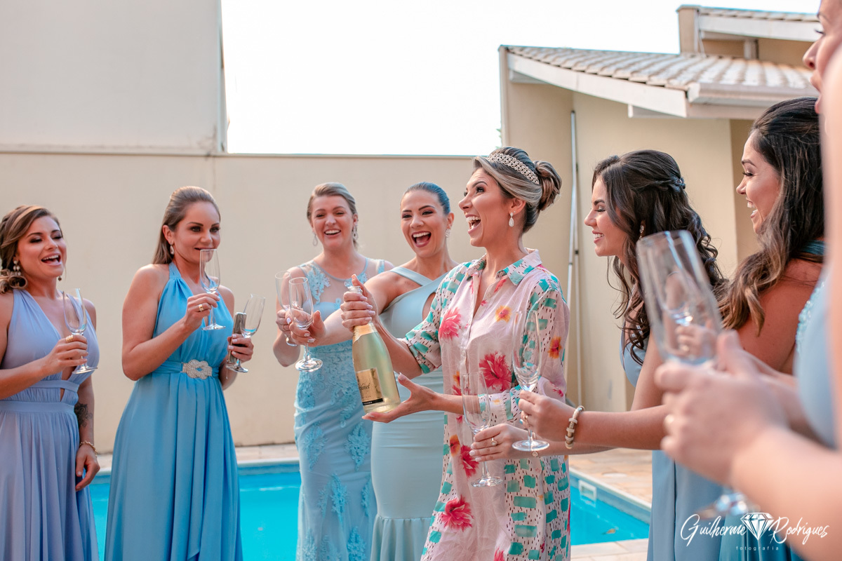 Fotógrafo de casamento Itajaí Guilherme Rodrigues, casamento na praia igrejinha de cabeçudas, Casamento Iate Clube Itajaí, Fotógrafo Itajaí, Local para casar Itajaí, Cerimonial de casamento, vestido de noiva, making of da noiva, maquiagem de noiva