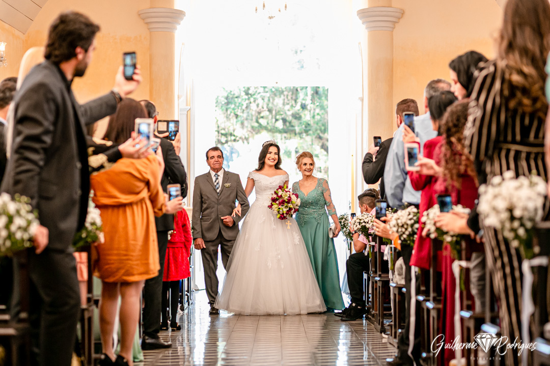 Igreja Imaculada Itajaí, Fotos de casamento igreja imaculada Itajaí, Fotógrafo Itajaí Guilherme Rodrigues, Casamento em Itajaí, Casar Itajaí, Melhor fotógrafo Itajaí, Noiva, Vestido de noiva Itajaí, cerimônia de casamento Itajaí