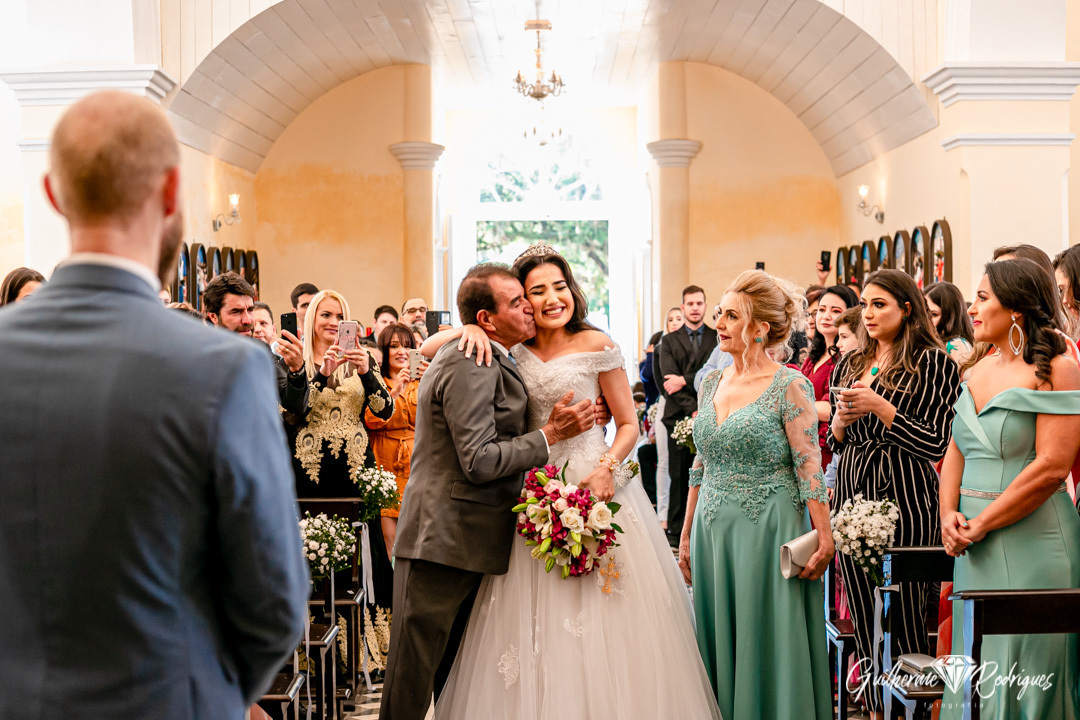 Igreja Imaculada Itajaí, Fotos de casamento igreja imaculada Itajaí, Fotógrafo Itajaí Guilherme Rodrigues, Casamento em Itajaí, Casar Itajaí, Melhor fotógrafo Itajaí, Noiva, Vestido de noiva Itajaí, cerimônia de casamento Itajaí