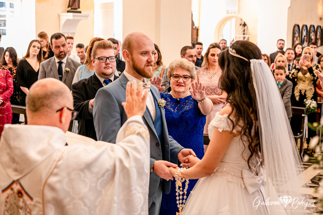 Igreja Imaculada Itajaí, Fotos de casamento igreja imaculada Itajaí, Fotógrafo Itajaí Guilherme Rodrigues, Casamento em Itajaí, Casar Itajaí, Melhor fotógrafo Itajaí, Noiva, Vestido de noiva Itajaí, cerimônia de casamento Itajaí