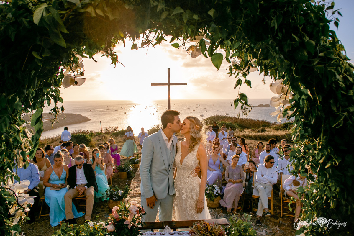 Ilha de Fernando de Noronha, casar em Noronha, Casamento em Fernando de Noronha, Fotos de casamento em Noronha, Fotógrafo Fernando de Noronha, Como casar em Noronha, Casamento ao ar livre em Noronha, Fotógrafo Guilherme Rodrigues, Casamento na praia