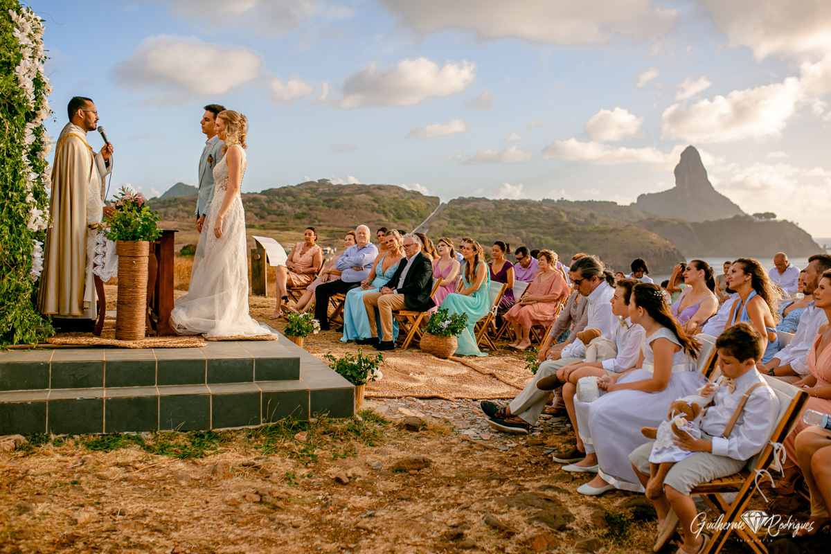 Ilha de Fernando de Noronha, casar em Noronha, Casamento em Fernando de Noronha, Fotos de casamento em Noronha, Fotógrafo Fernando de Noronha, Como casar em Noronha, Casamento ao ar livre em Noronha, Fotógrafo Guilherme Rodrigues, Casamento na praia