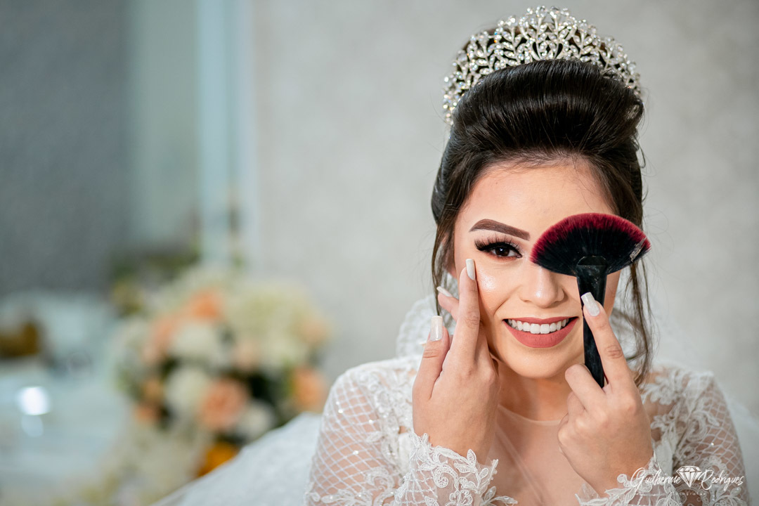 Vestido de Noiva, Making Of Noiva, Fotos de noiva, Fotógrafo de casamento, fotógrafo Balneário Camboriú, melhor fotógrafo Balneário Camboriú Guilherme Rodrigues, Guilherme Rodrigues fotógrafo, Véu de noiva, Casamento em Camboriú