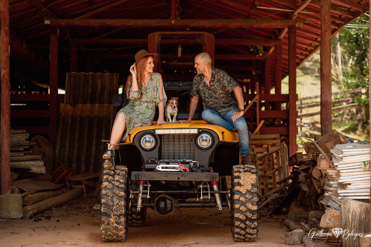Pré Wedding Mariana e Maicon Mask, Foto pré casamento no sítio Camboriú, Ensaio casal no campo, Ideias pré casamento, Melhor fotógrafo Balneário Camboriú Guilherme Rodrigues, Ideias ensaio casal, Casar no campo, casar no sítio, Fotógrafo de casamento BC