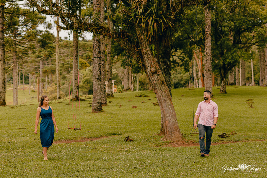 Armazém Dona Francisca Campo Alegre SC, Fotos pré wedding no campo, fotos pré casamento armazém dona francisca, fotos pré casamento campo alegre, melhor fotógrafo Santa Catarina Guilherme Rodrigues, Ensaio casal no campo, ensaio casal no sítio