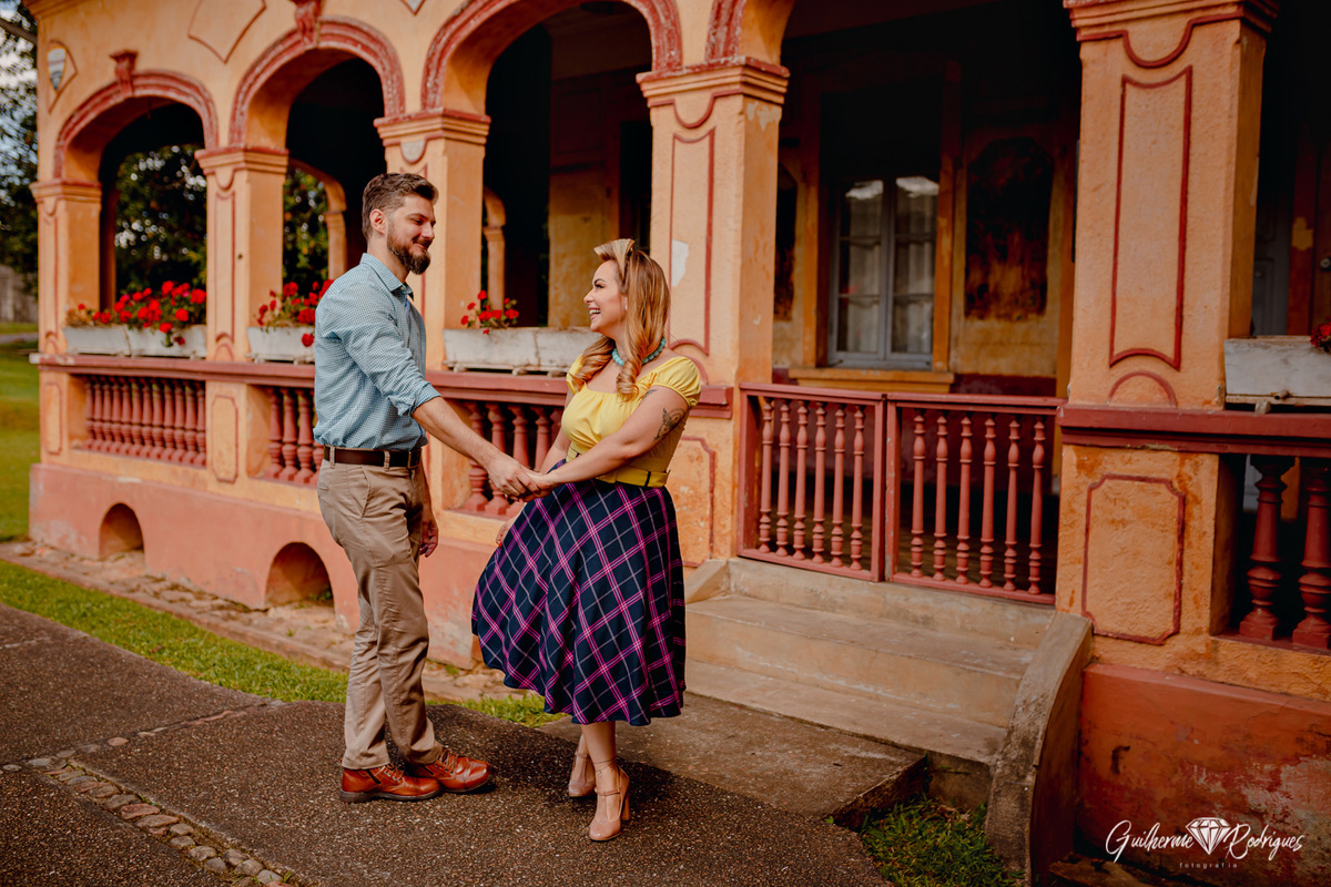 Fotógrafo Santa Catarina, Guilherme Rodrigues fotógrafo, Pré Wedding Vintage, fotos pré casamento Joinville, Pré casamento casa antiga, roupas pré casamento, ideias pré casamento, fotógrafo ensaio casal, melhor fotógrafo Santa Catarina