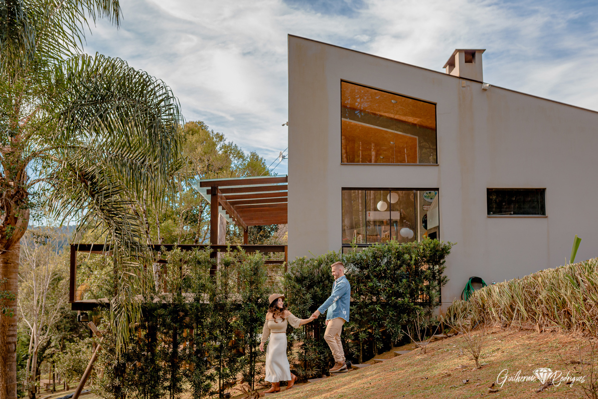 Fotos ensaio casal, Ensaio casal cabana, Pré Wedding Rio dos Cedros, Guilherme Rodrigues Fotógrafo, Ideias pré casamento, Fotos casal em casa, Ensaio casal Intimista, Fotografia de casamento, fotógrafo de casamento, Pré casamento no campo, ensaio casal 