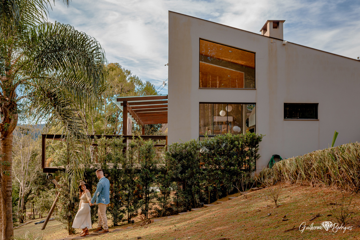 Fotos ensaio casal, Ensaio casal cabana, Pré Wedding Rio dos Cedros, Guilherme Rodrigues Fotógrafo, Ideias pré casamento, Fotos casal em casa, Ensaio casal Intimista, Fotografia de casamento, fotógrafo de casamento, Pré casamento no campo, ensaio casal 