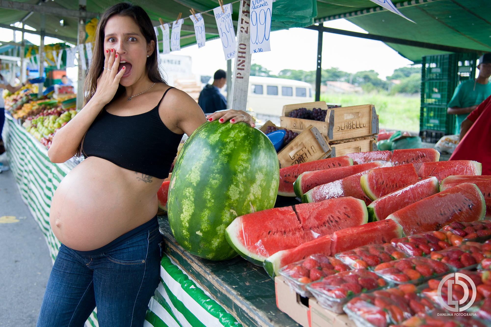 Barriga melancia feira livre