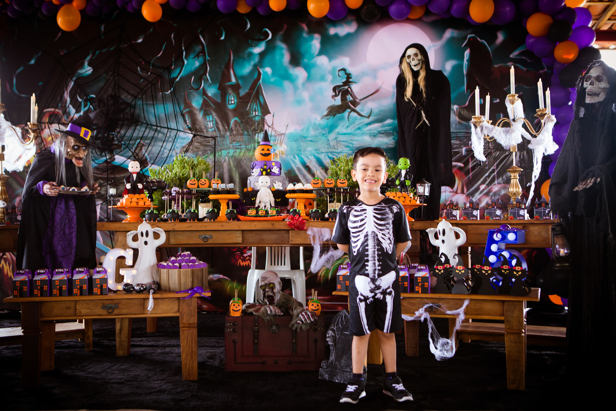 festa infantil halloween, mesa halloween, dia das bruxas, espaço beira rio, danlima fotografia, luciana serafim, @afestaqueeuquero, fotografia infantil, melhor fotógrafo são josé dos campos