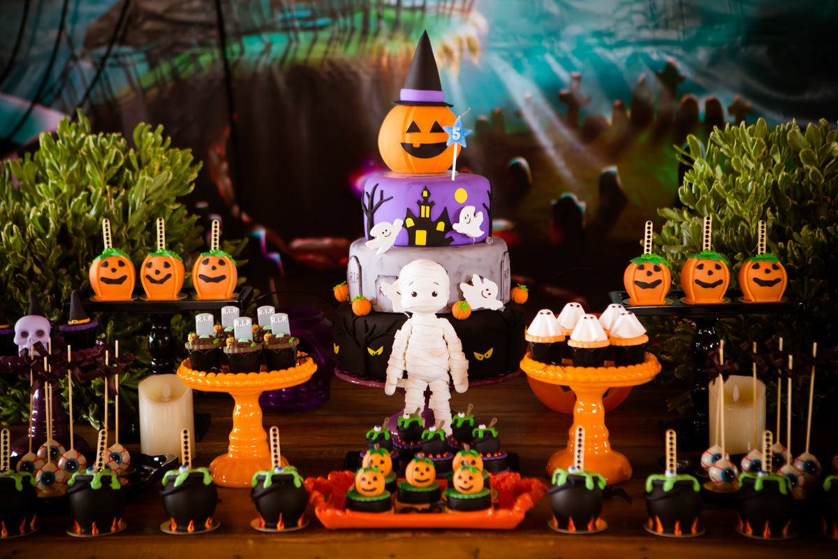 festa infantil halloween, mesa halloween, dia das bruxas, espaço beira rio, danlima fotografia, luciana serafim, @afestaqueeuquero, fotografia infantil, melhor fotógrafo são josé dos campos