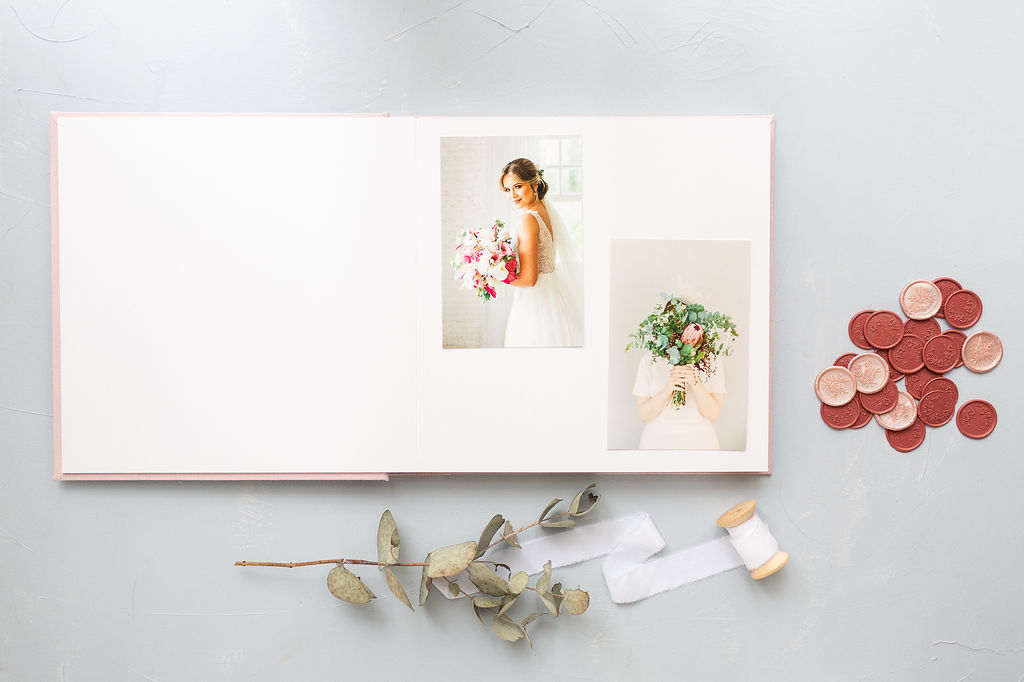 Álbum Amor com caixa de Tampa em Acrílico. Álbum totalmente customizável!