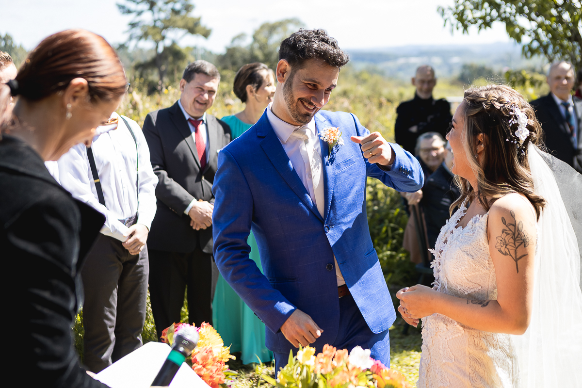 A noiva coloanco aliança