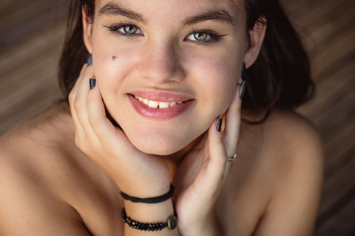 Retato de uma menina de 15 anos