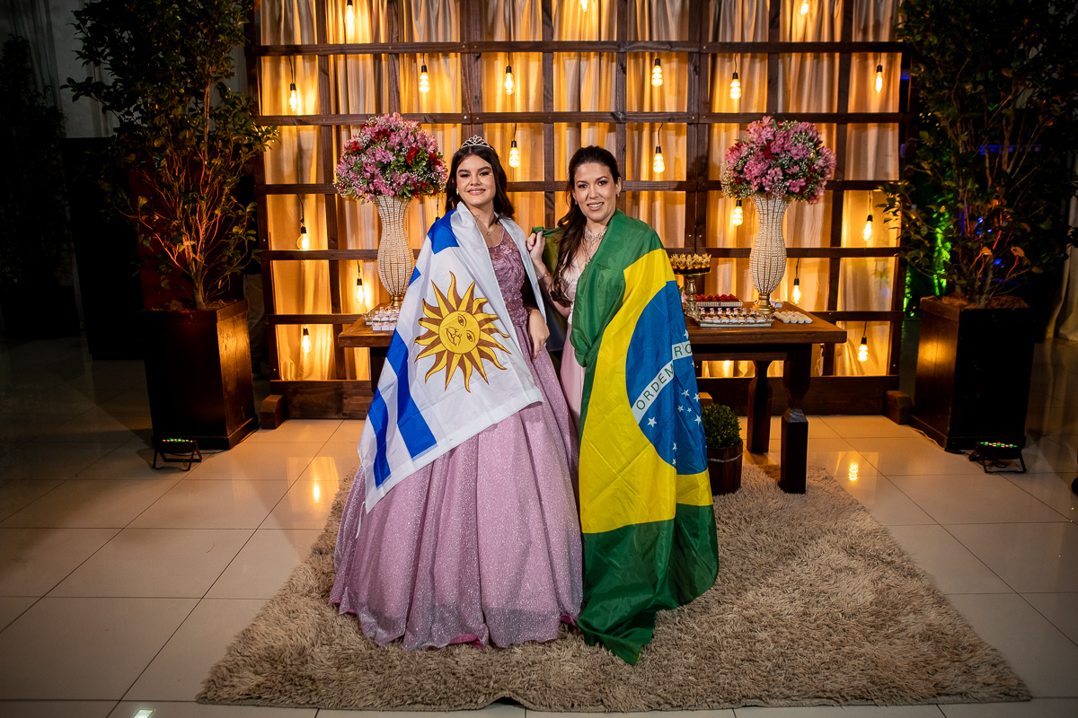 Somos uruguaias e brasileiras