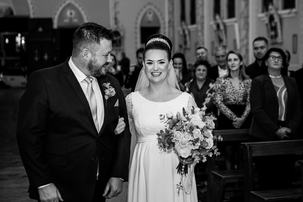 Minha amada em minhas mãos
