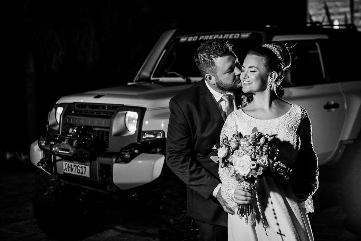 No compasso dos nossos passos, dançamos ao ritmo da paixão