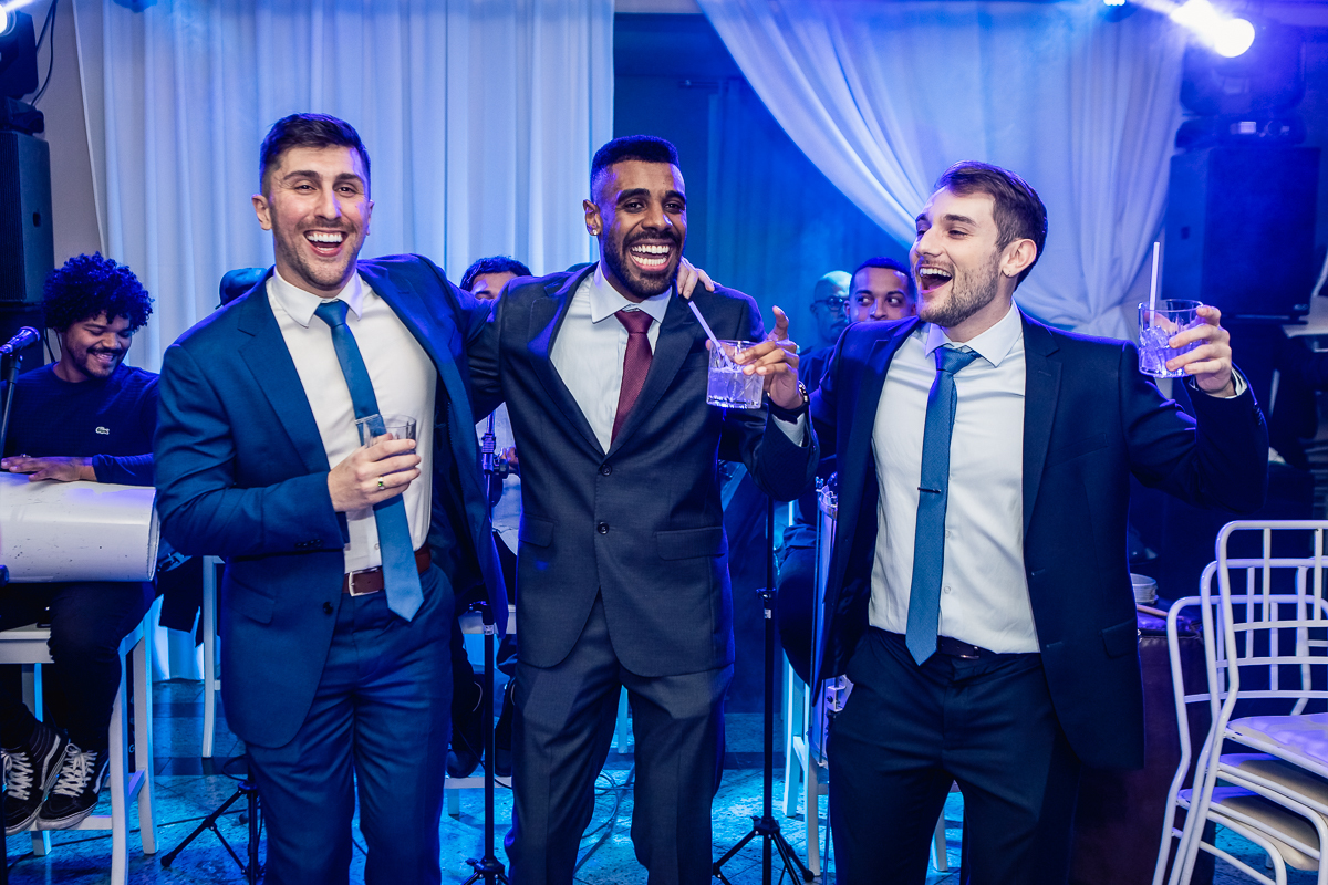 A Medicina é um caminho de dedicação e humildade, e hoje, com a formatura, estamos prontos para enfrentar esse desafio com coragem e compaixão