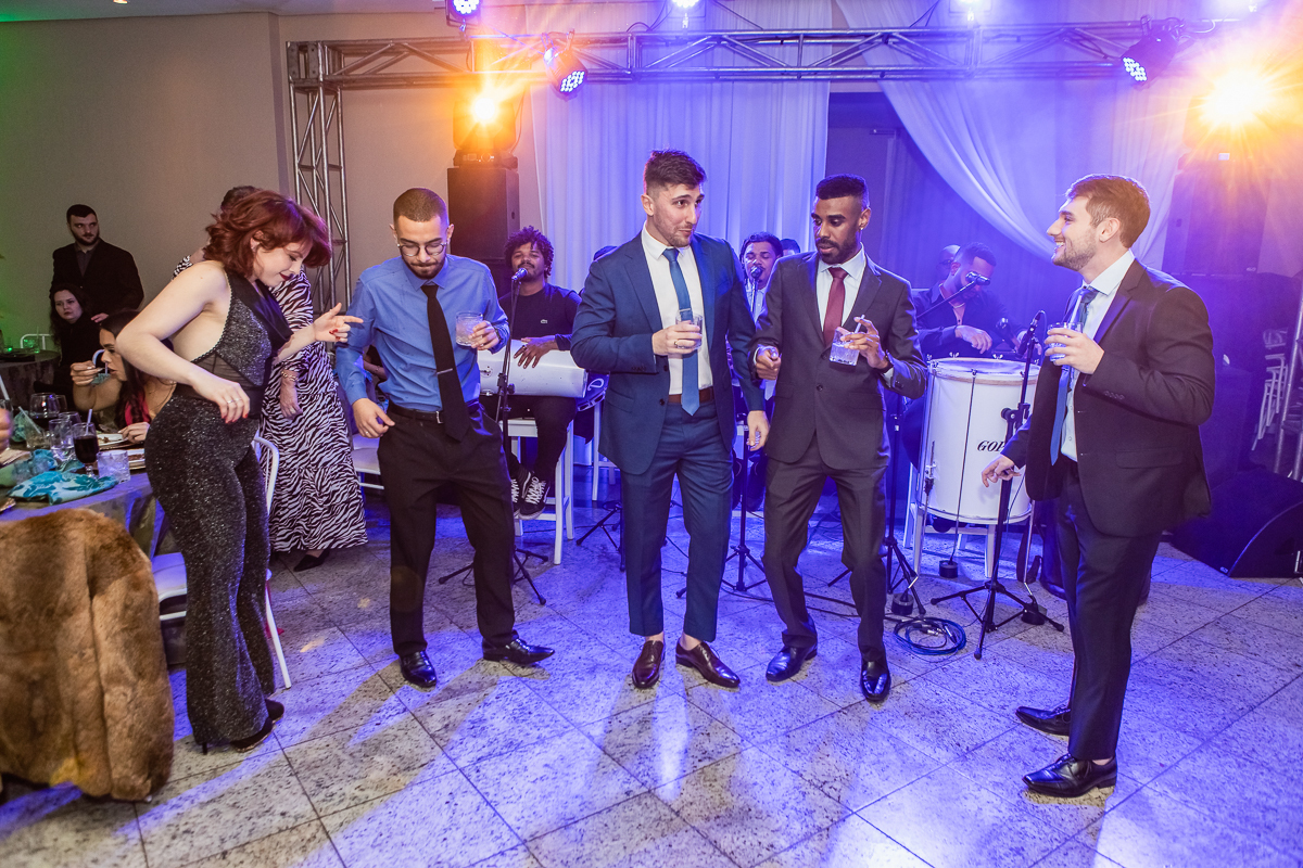 Que a sua formatura em Medicina seja apenas o início de uma carreira brilhante e cheia de realizações! Parabéns mais uma vez