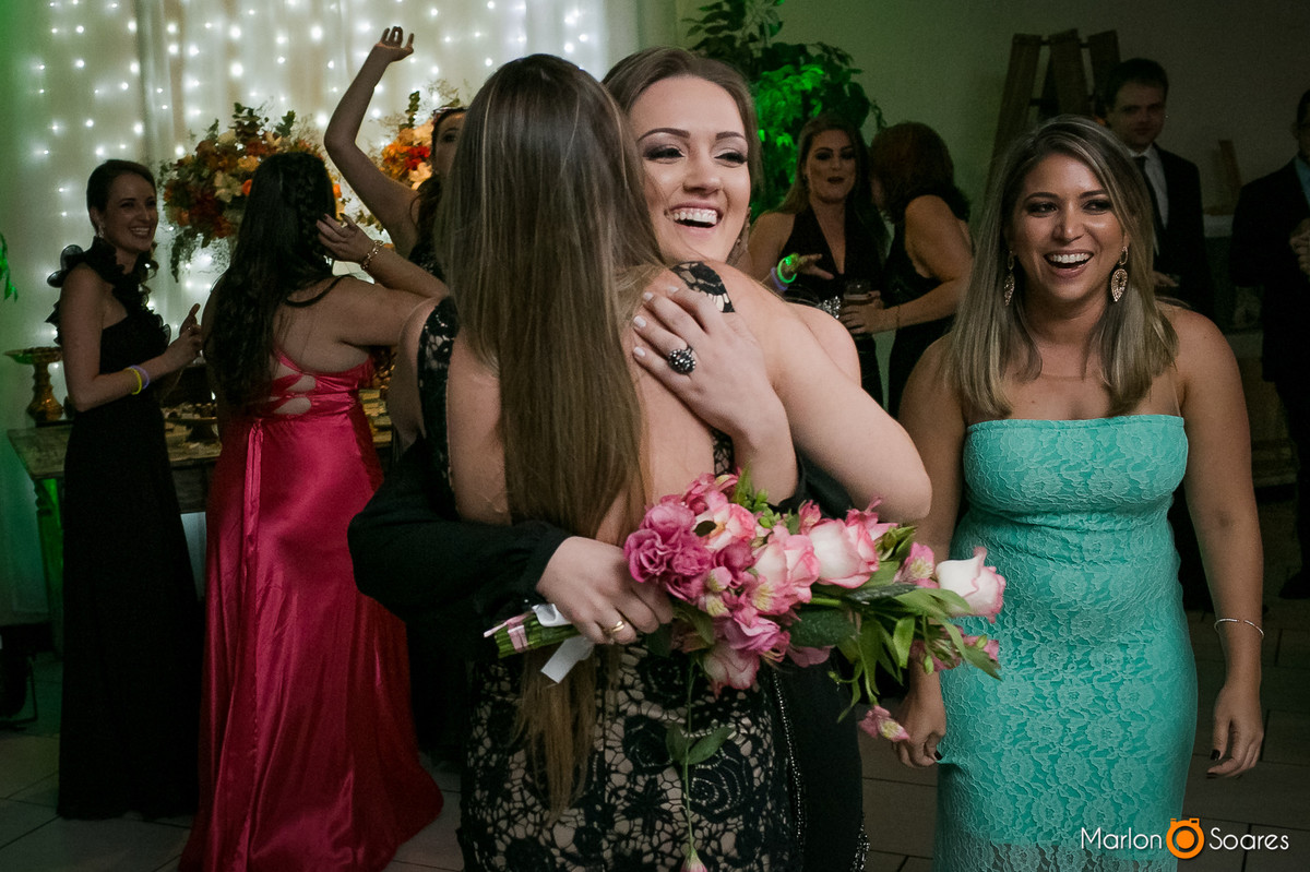 Sortuda pegou o buque