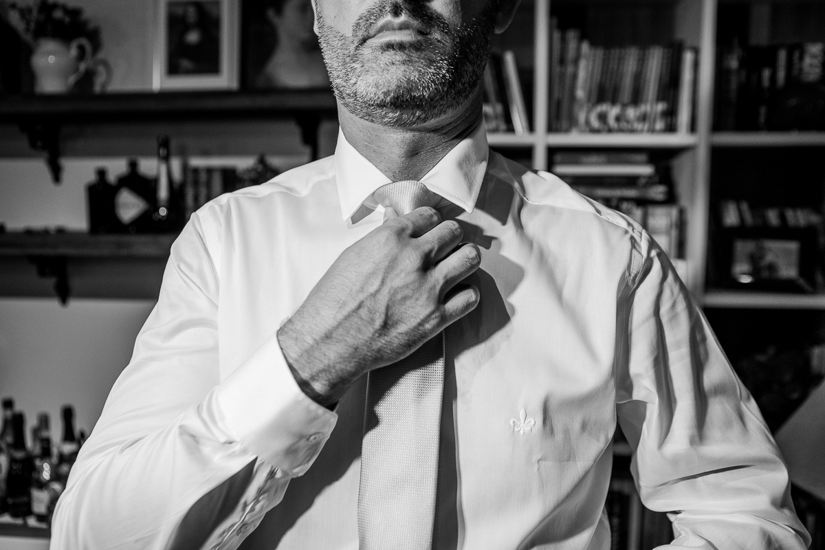 Aquele ultido detalha da gravata