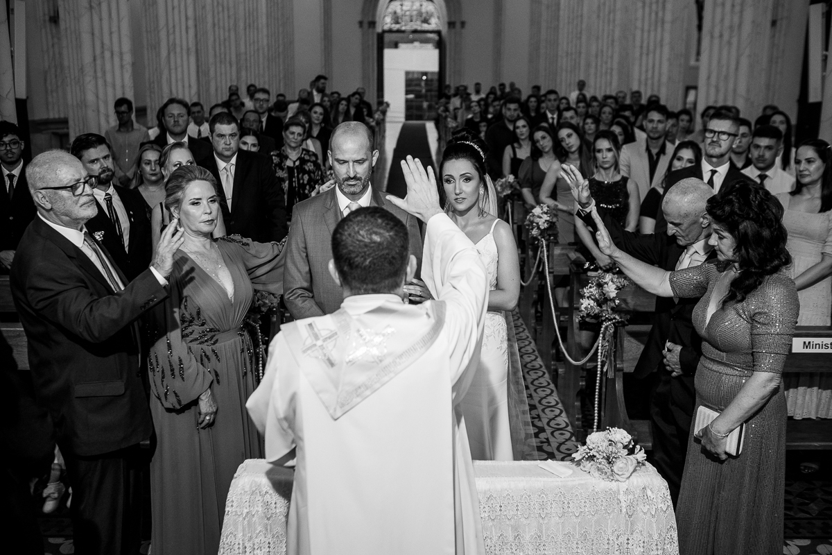 A benção final no casamento.