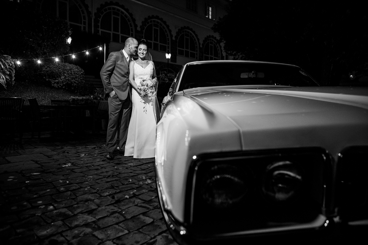 uma chance para os recém-casados continuarem a comemoração, dessa vez de maneira mais descontraída, após os momentos formais da cerimônia e da recepção.