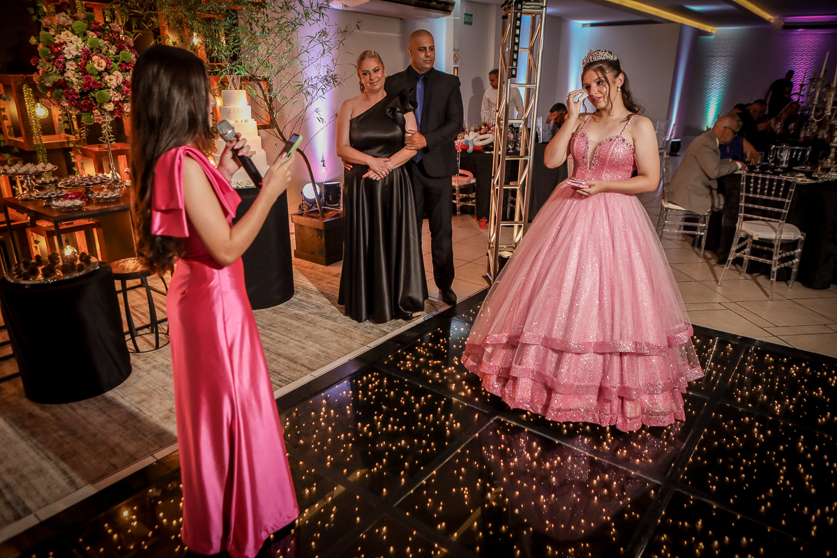 As amizades se fizeram ainda mais fortes,
compartilhando cada instante como se fosse único.