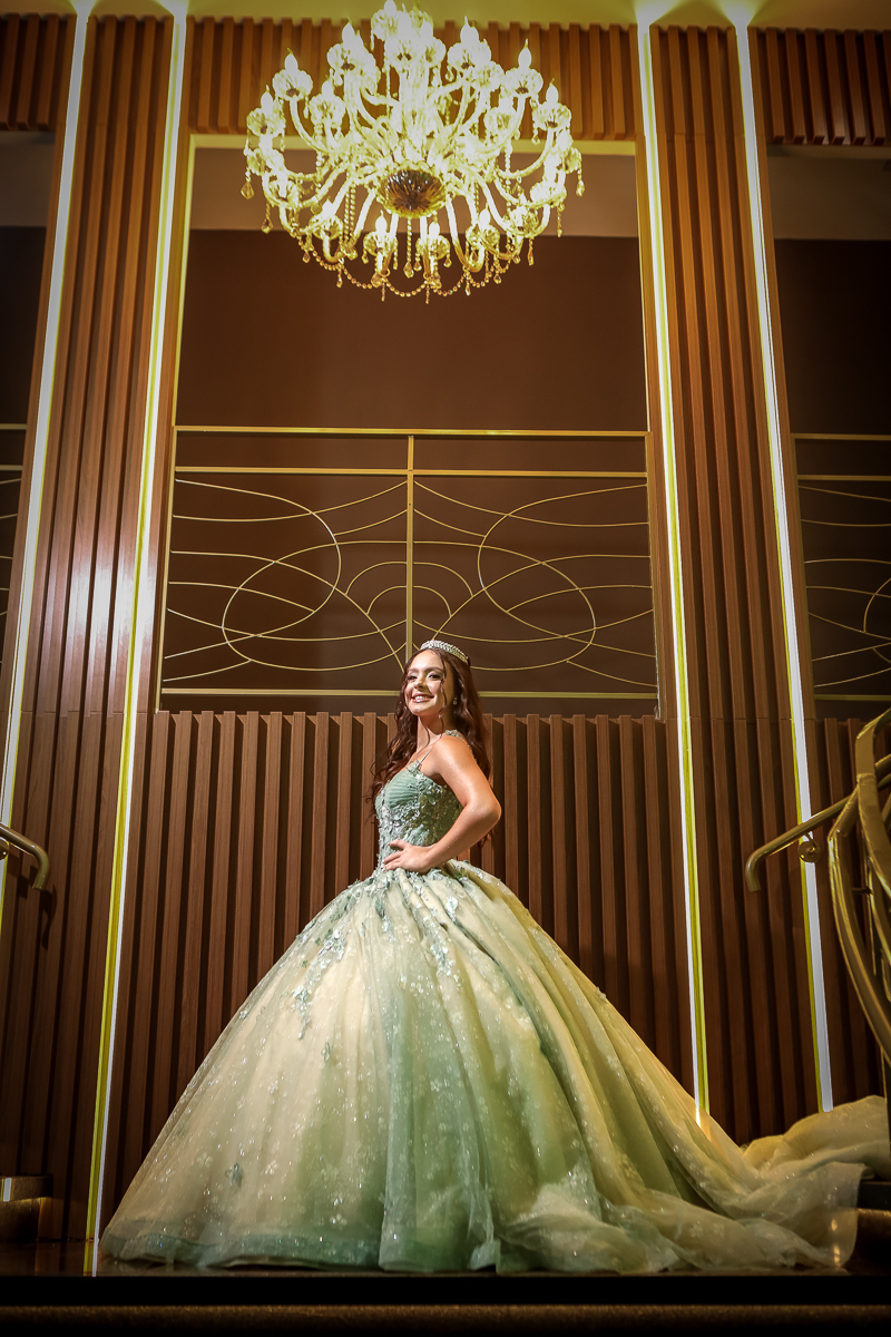 Uma noite de alegria, dança e brilho — os 15 anos são um marco, mas o melhor da vida ainda está por vir
