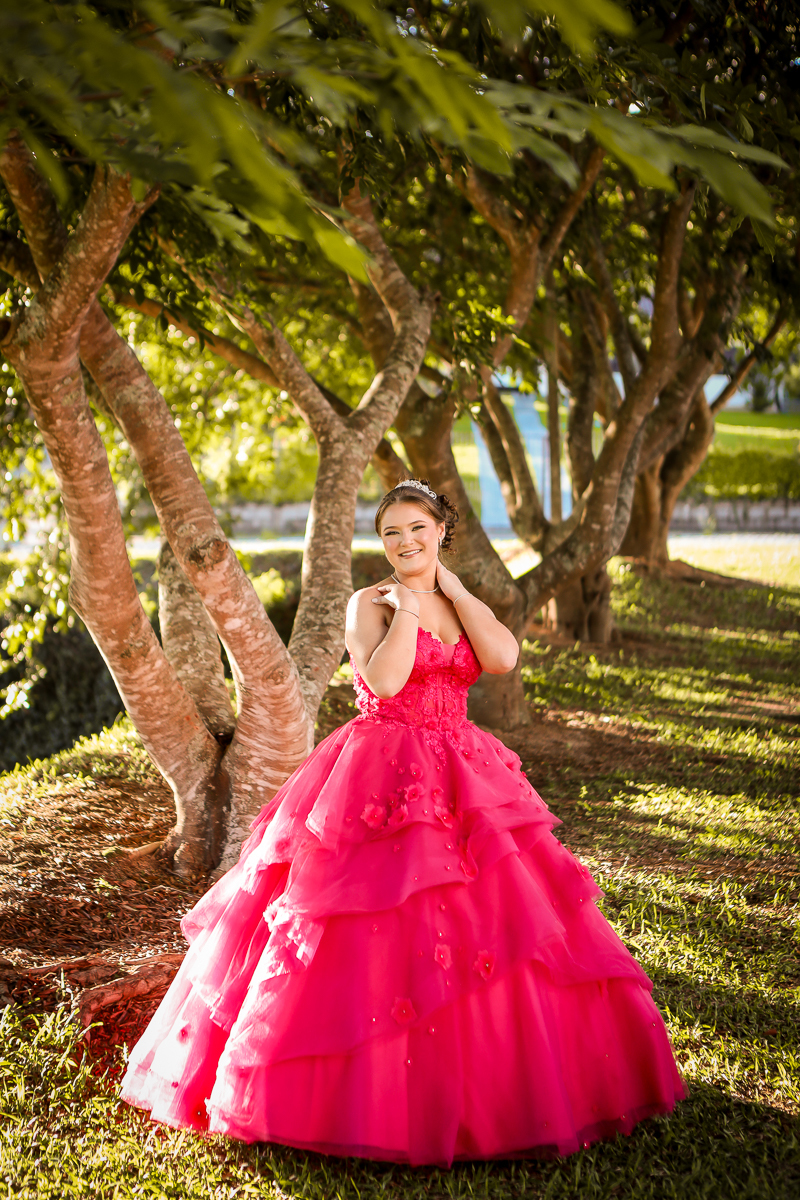Debutante de vestido rosa