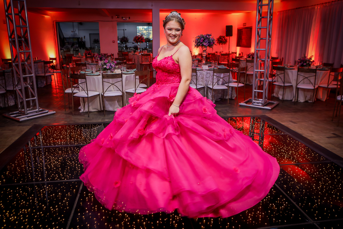 OBrilhoDelaTemCorDeRosa