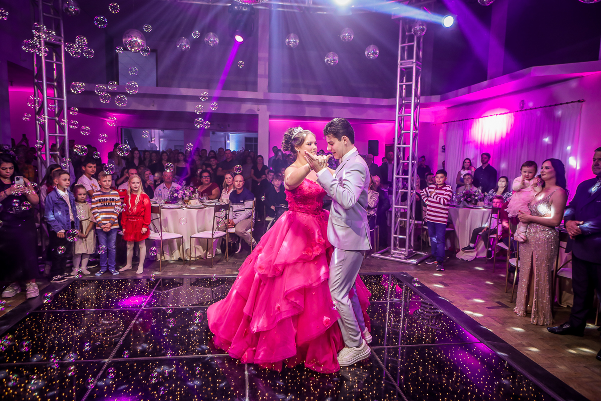 Hoje celebro o amor que me formou e o futuro que me espera.