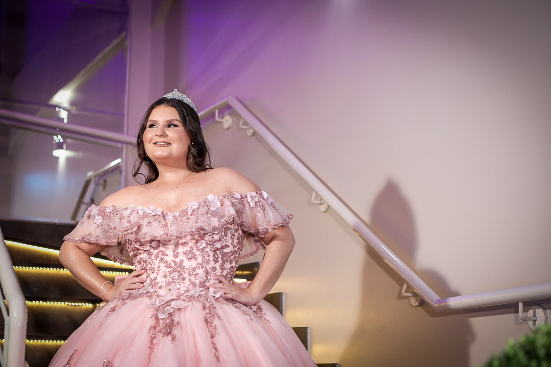 Desfilando na festa de 15 anos