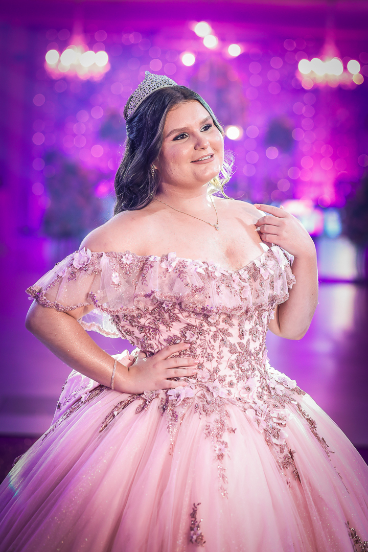 Sim, é rosa. Sim, é brilhante. Sim, sou eu vivendo meu melhor momento