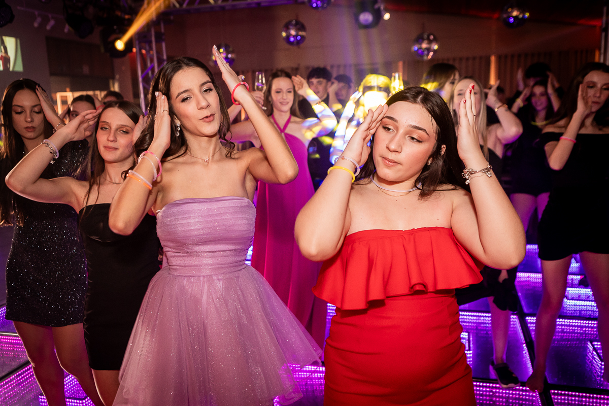 A Carolina dançou com o coração, brilhou com a alma e encantou com sua presença.