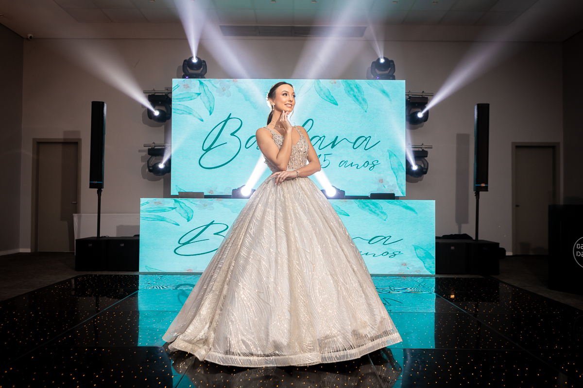 Debutante linda