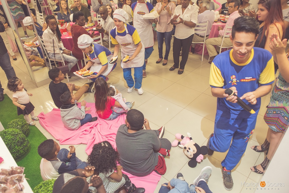 Agora a festa começou