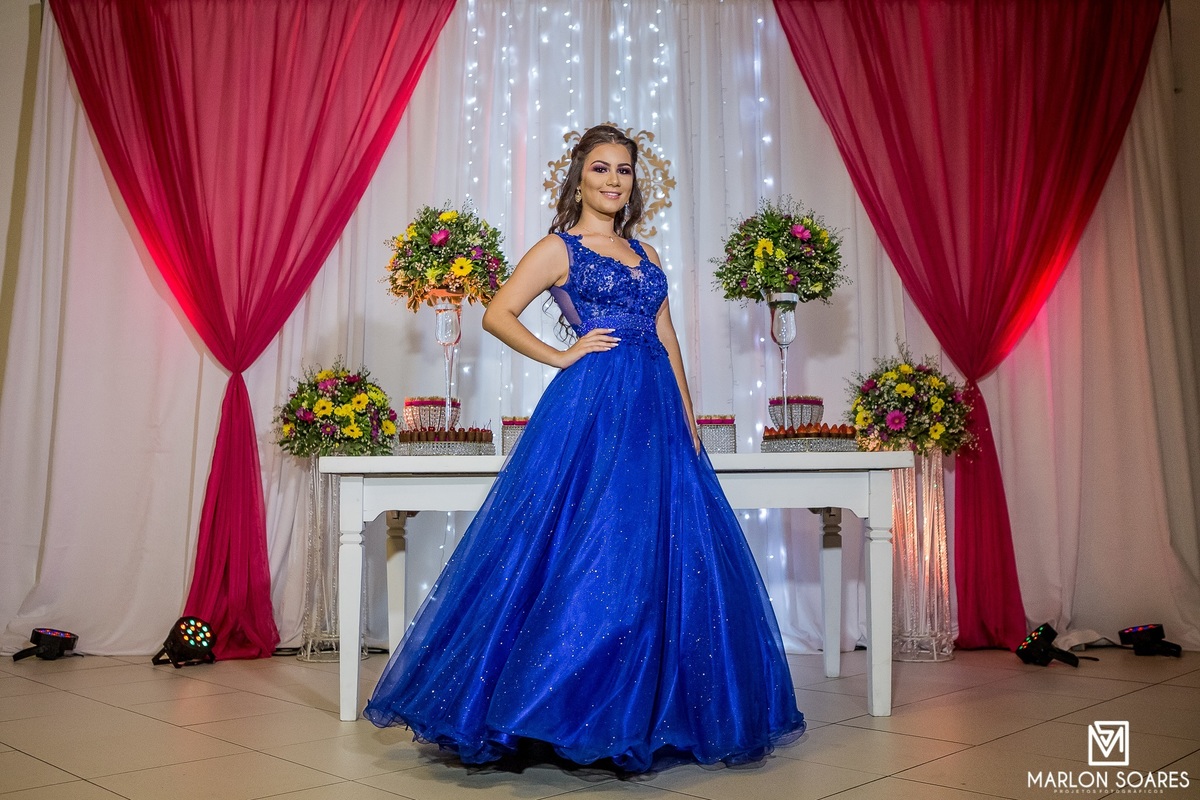 Vestido azul debutante
