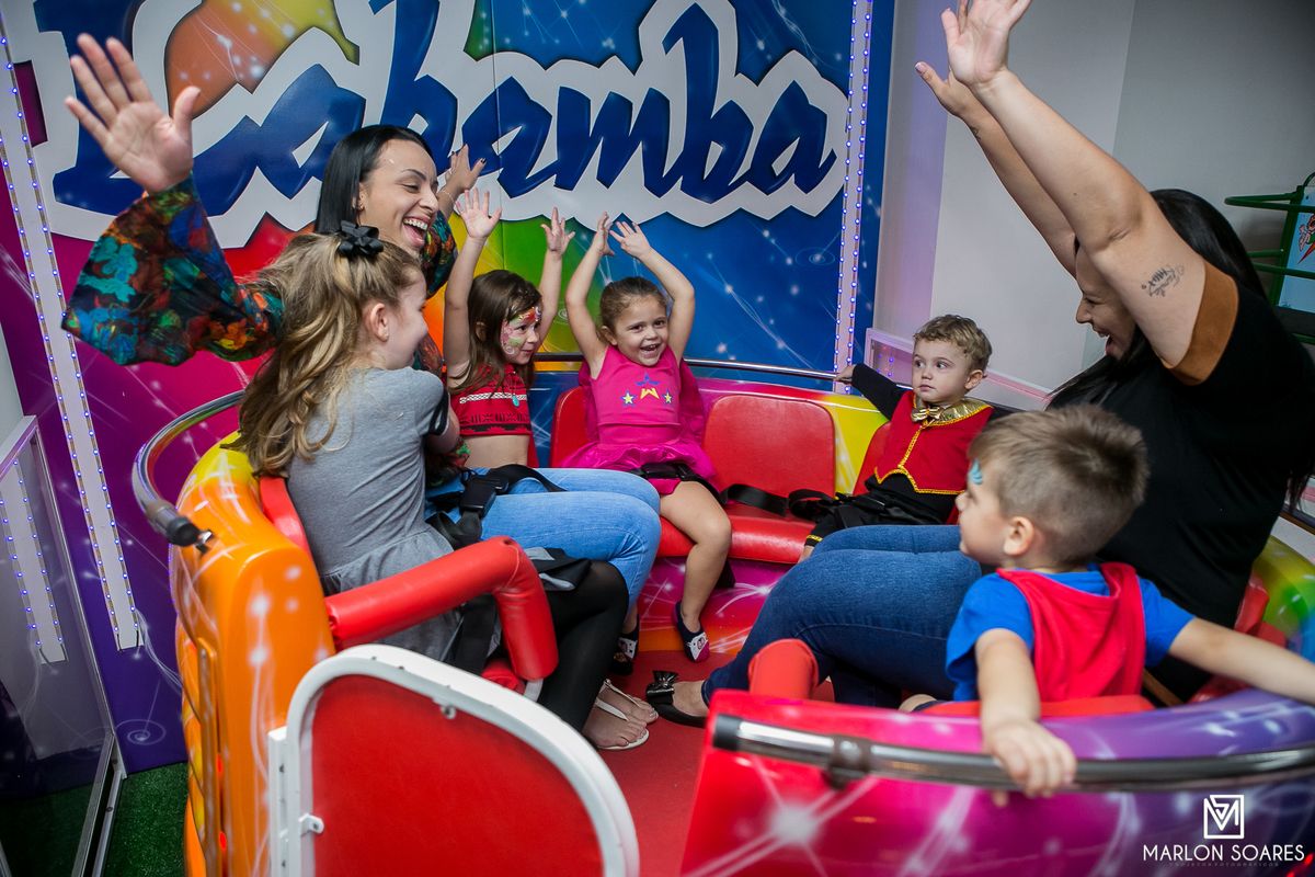 RODANDO NO GIRA GIRA