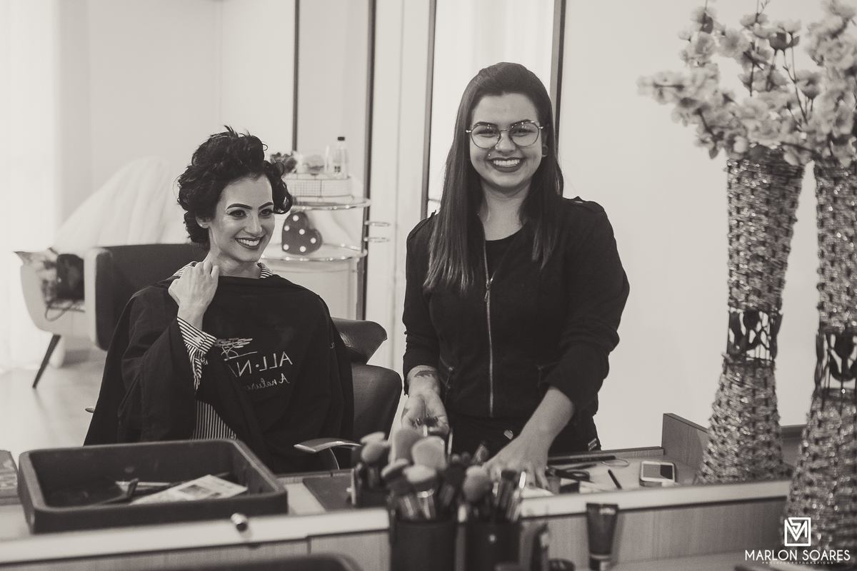 Maquiadora e a noiva