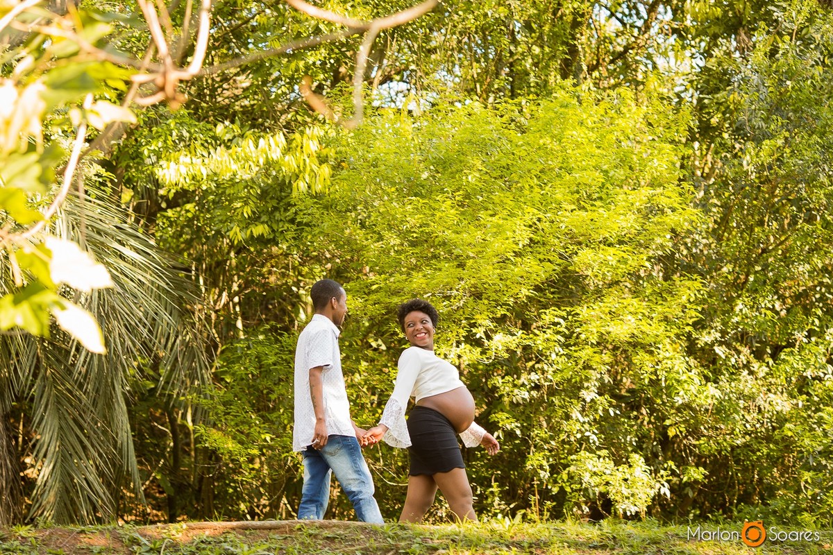 Um olhar para seu amado no Jardim Botânico em POA