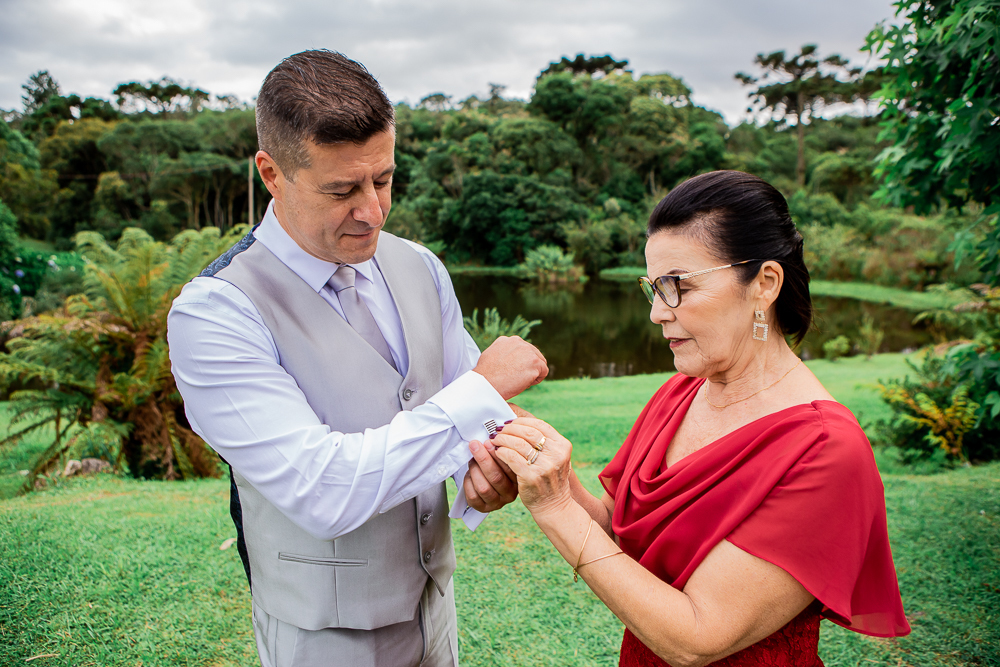 aquele momento de mãe e filho antes do casamento
