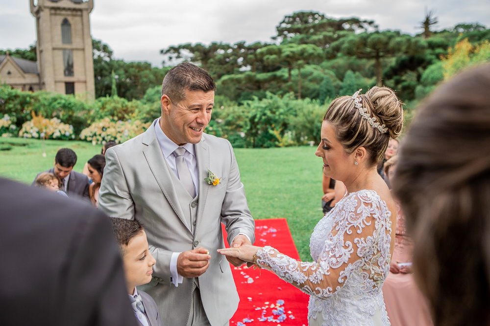 Minha amada este aliança simboliza a nossa união.