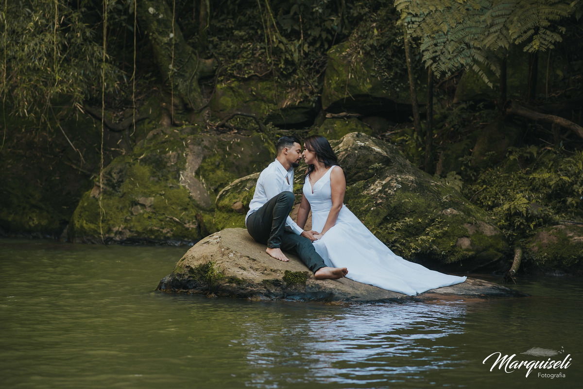 #londrina #londrinafotografo #fotografoemlondrina #fotografaemlondrina #fotografolondrina #casandoemlondrina #londrinacasamentos #eventoslondrina #noivalondrina #casamentosnacidadelondrina