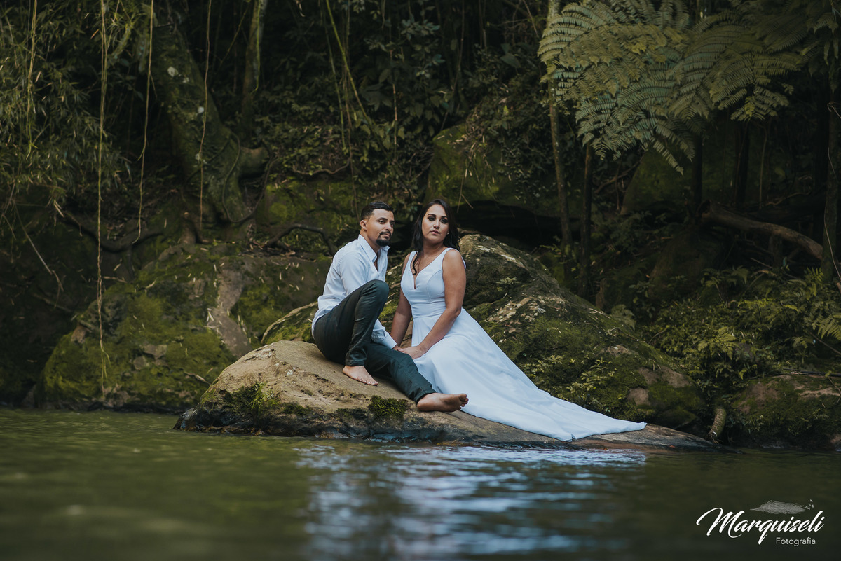 #londrina #londrinafotografo #fotografoemlondrina #fotografaemlondrina #fotografolondrina #casandoemlondrina #londrinacasamentos #eventoslondrina #noivalondrina #casamentosnacidadelondrina