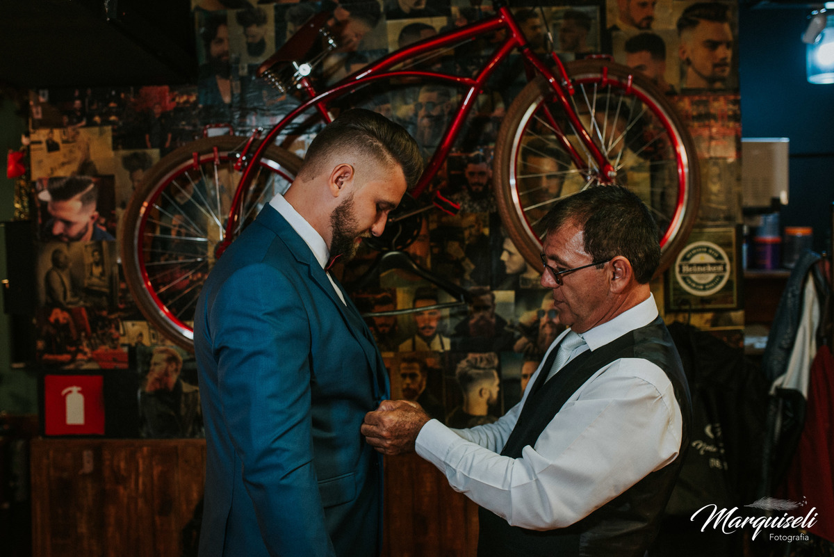 #londrina #londrinafotografo #fotografoemlondrina #fotografaemlondrina #fotografolondrina #casandoemlondrina #londrinacasamentos #eventoslondrina #noivalondrina #casamentosnacidadelondrina #presidenteprudente #casamentospresidenteprudente 
#noivaspresiden