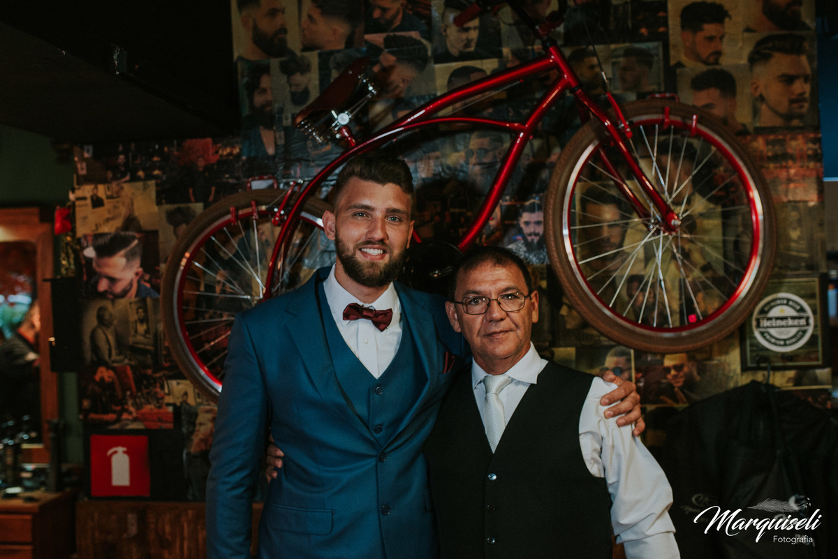 #londrina #londrinafotografo #fotografoemlondrina #fotografaemlondrina #fotografolondrina #casandoemlondrina #londrinacasamentos #eventoslondrina #noivalondrina #casamentosnacidadelondrina #presidenteprudente #casamentospresidenteprudente 
#noivaspresiden