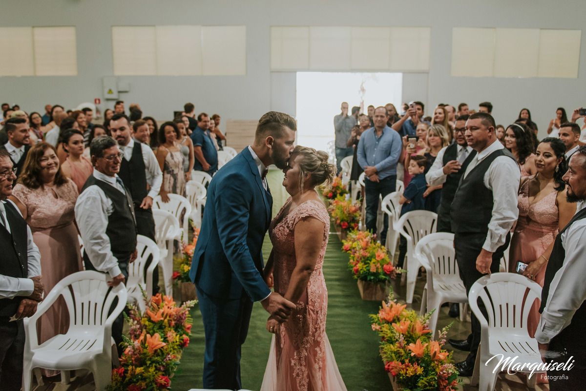 #londrina #londrinafotografo #fotografoemlondrina #fotografaemlondrina #fotografolondrina #casandoemlondrina #londrinacasamentos #eventoslondrina #noivalondrina #casamentosnacidadelondrina #presidenteprudente #casamentospresidenteprudente 
#noivaspresiden