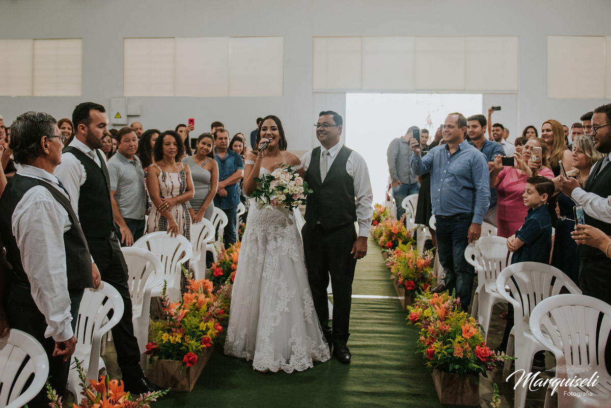 #londrina #londrinafotografo #fotografoemlondrina #fotografaemlondrina #fotografolondrina #casandoemlondrina #londrinacasamentos #eventoslondrina #noivalondrina #casamentosnacidadelondrina #presidenteprudente #casamentospresidenteprudente 
#noivaspresiden